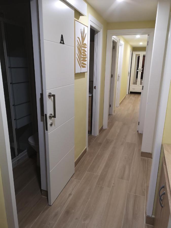 Hostal Mari En La Laguna, Alquiler Habitacion Privada En Hostal, 6 Habitaciones Cerca De La Universidad Y Aeropuerto Norte, 3 Banos Compartidos La Laguna  Exterior foto