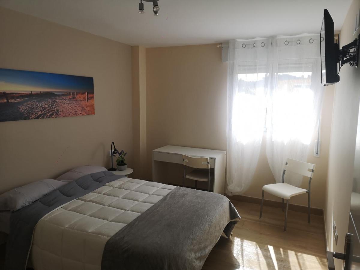 Hostal Mari En La Laguna, Alquiler Habitacion Privada En Hostal, 6 Habitaciones Cerca De La Universidad Y Aeropuerto Norte, 3 Banos Compartidos La Laguna  Exterior foto