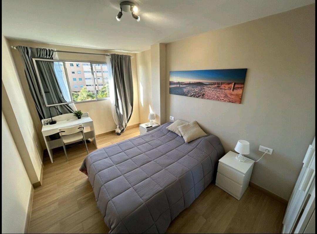 Hostal Mari En La Laguna, Alquiler Habitacion Privada En Hostal, 6 Habitaciones Cerca De La Universidad Y Aeropuerto Norte, 3 Banos Compartidos La Laguna  Exterior foto